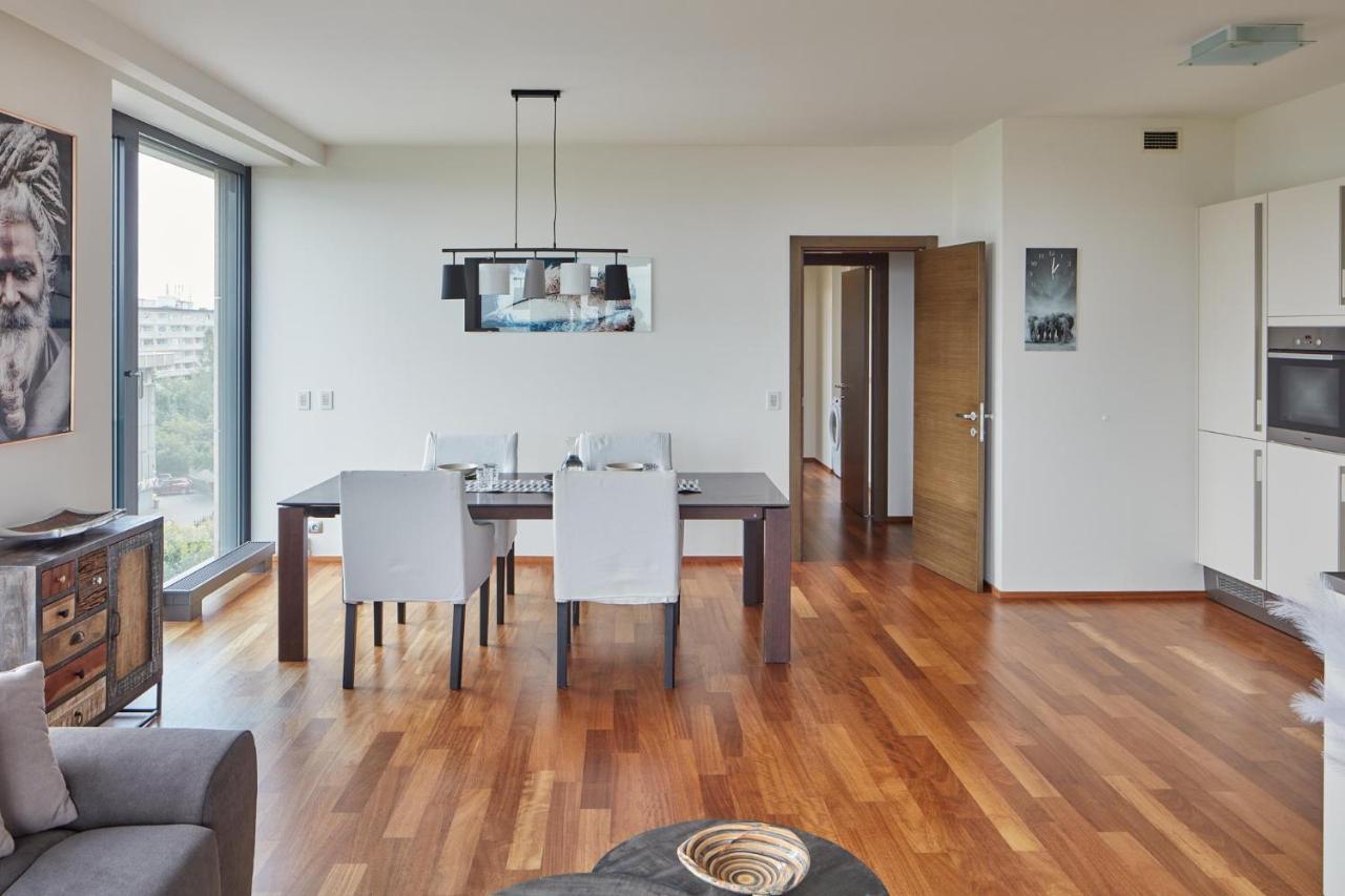 Appartamento Spacious In Nusle By Days